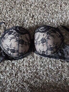 Victoria's Secret Black Lace Demi Dream Angels Bra